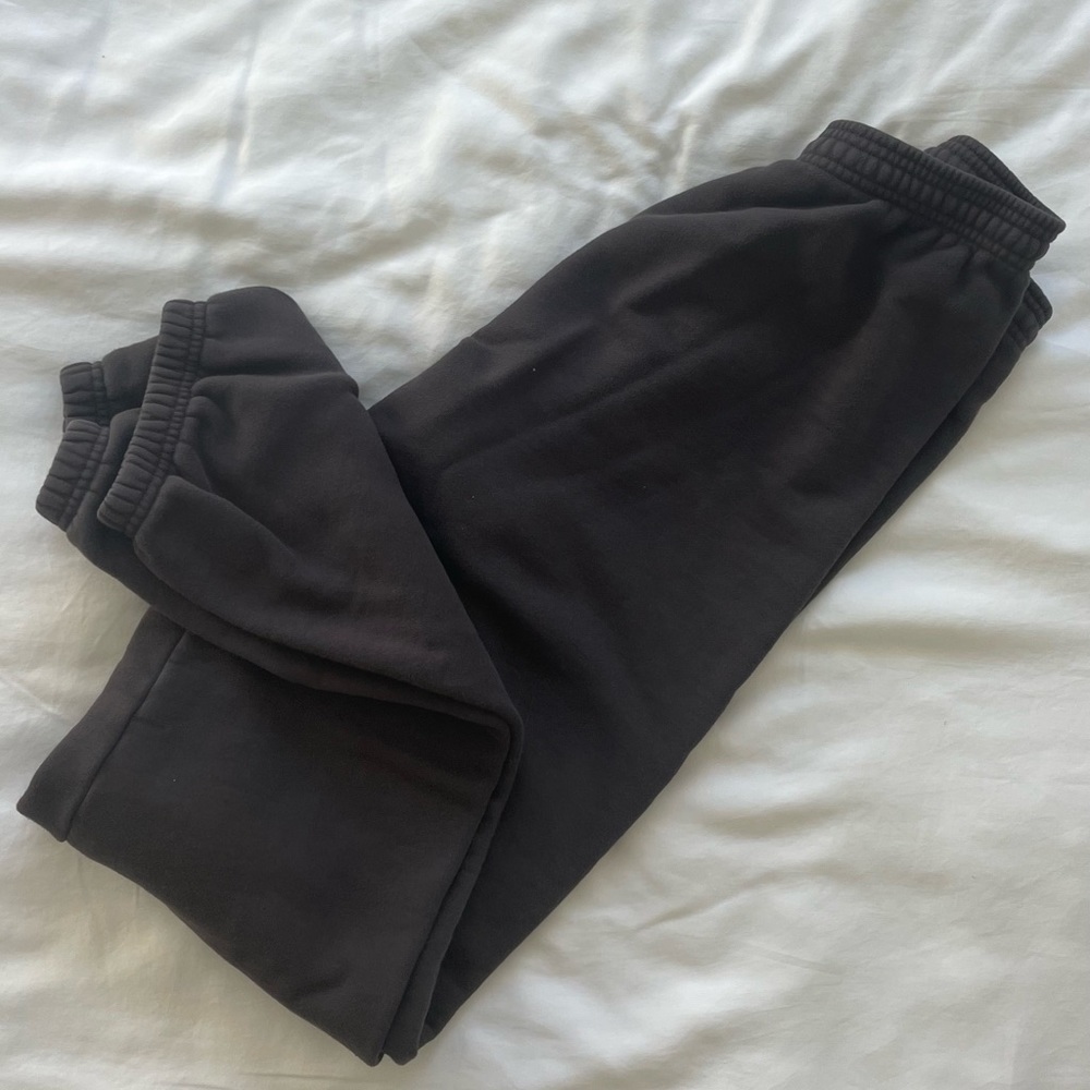 SKIMS Outdoor Jogger